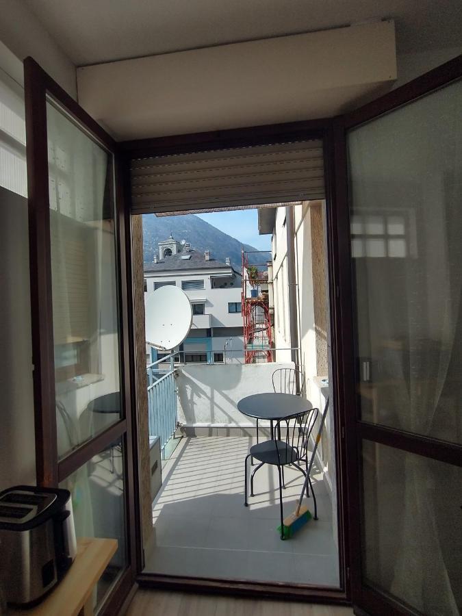 Apartmán La Casa Del Birraio Sondrio Exteriér fotografie
