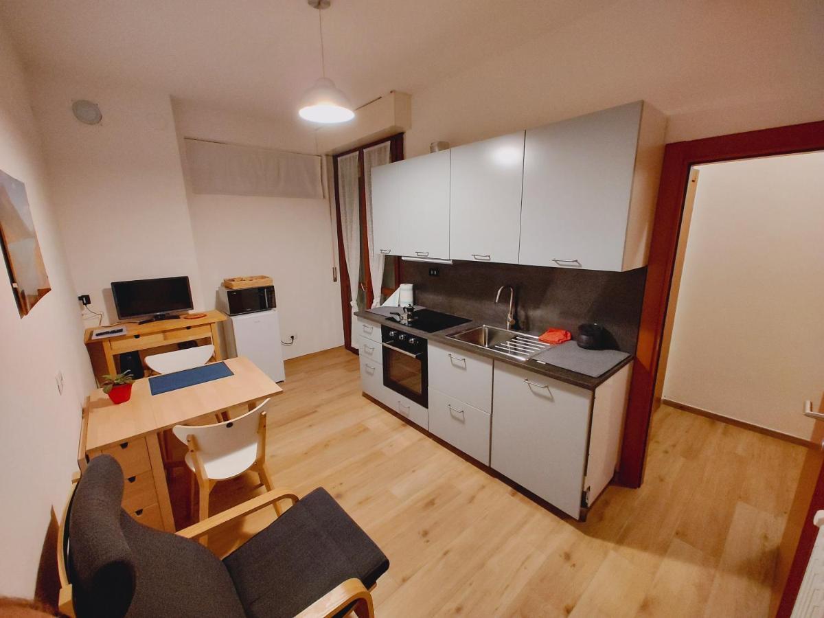 Apartmán La Casa Del Birraio Sondrio Exteriér fotografie