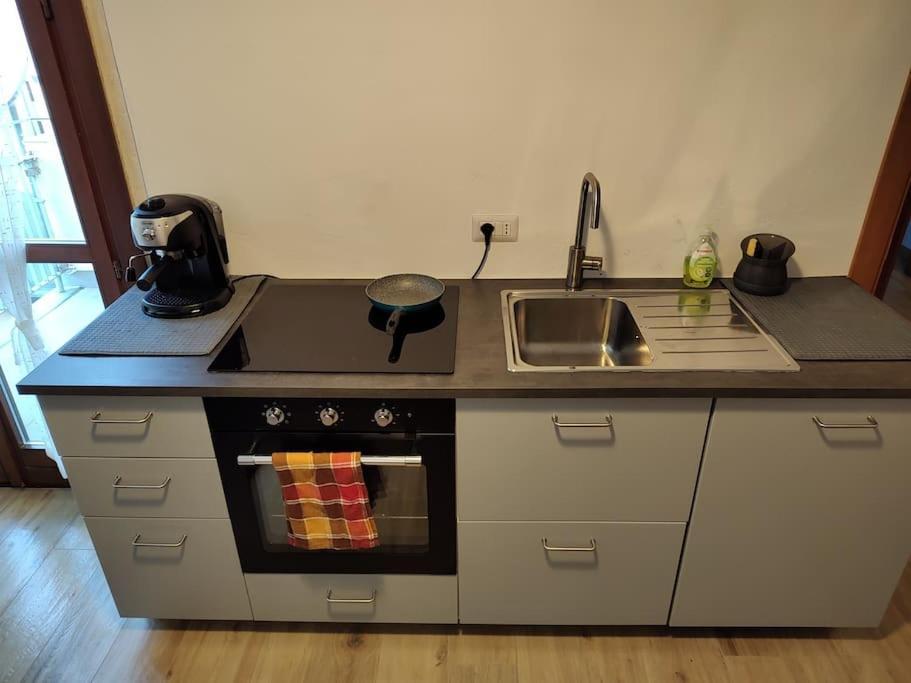 Apartmán La Casa Del Birraio Sondrio Exteriér fotografie