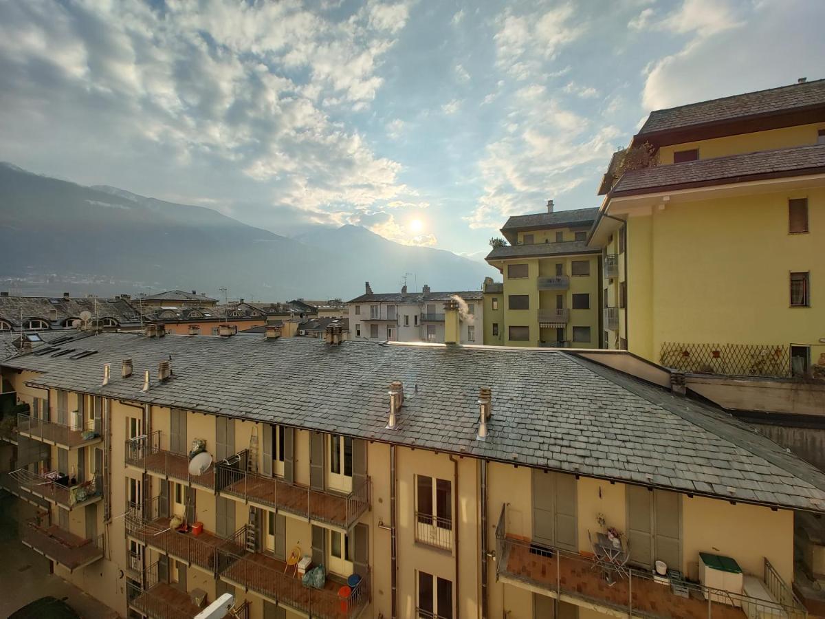 Apartmán La Casa Del Birraio Sondrio Exteriér fotografie